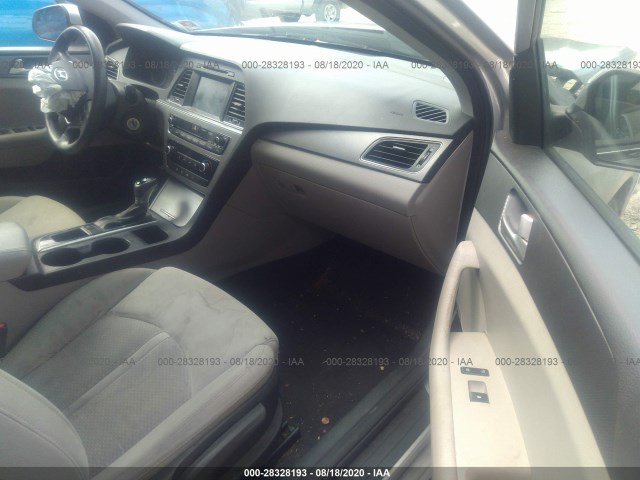 Photo 4 VIN: 5NPE24AF1GH359266 - HYUNDAI SONATA 