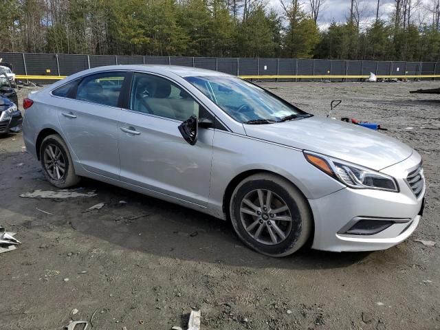 Photo 3 VIN: 5NPE24AF1GH360899 - HYUNDAI SONATA SE 