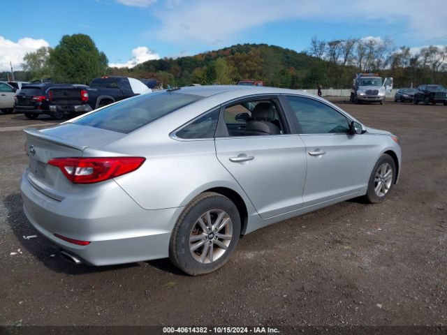 Photo 3 VIN: 5NPE24AF1GH376228 - HYUNDAI SONATA 