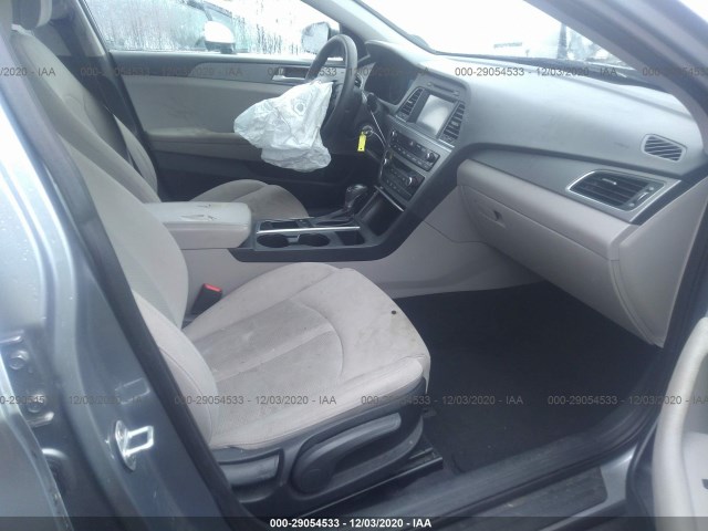 Photo 4 VIN: 5NPE24AF1GH384040 - HYUNDAI SONATA 