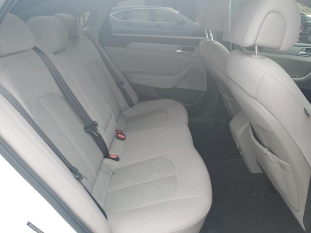 Photo 9 VIN: 5NPE24AF1GH388508 - HYUNDAI SONATA SE 