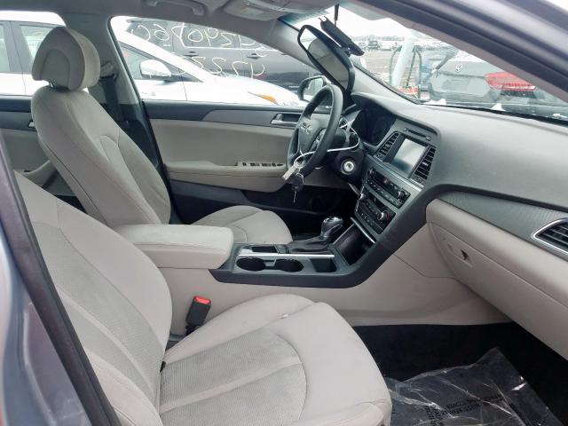 Photo 4 VIN: 5NPE24AF1GH389707 - HYUNDAI SONATA SE 