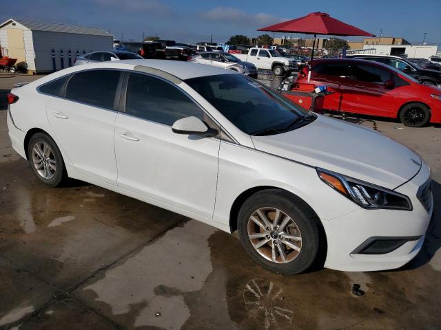 Photo 3 VIN: 5NPE24AF1GH392168 - HYUNDAI SONATA SE 