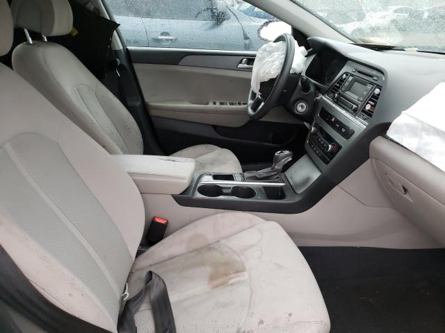 Photo 4 VIN: 5NPE24AF1GH392848 - HYUNDAI SONATA SE 