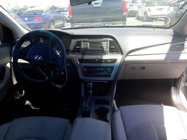 Photo 8 VIN: 5NPE24AF1GH392932 - HYUNDAI SONATA SE 