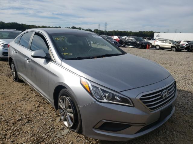 Photo 0 VIN: 5NPE24AF1GH392946 - HYUNDAI SONATA SE 