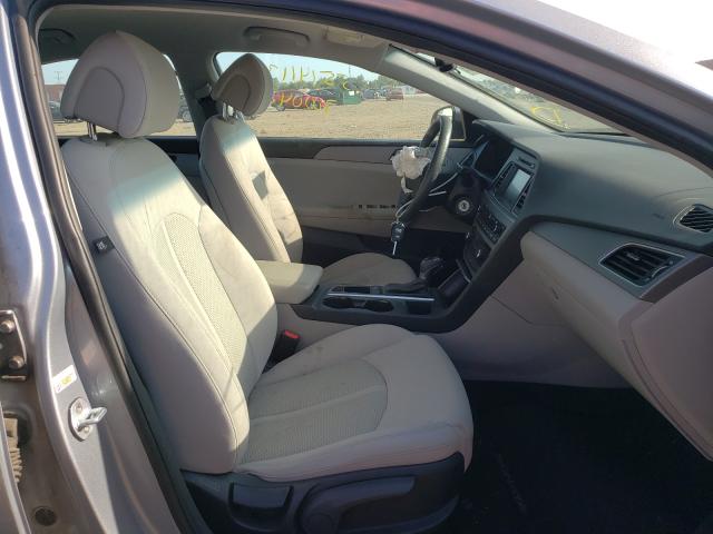 Photo 4 VIN: 5NPE24AF1GH404173 - HYUNDAI SONATA SE 