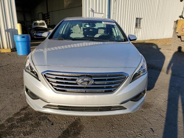 Photo 4 VIN: 5NPE24AF1GH408871 - HYUNDAI SONATA SE 