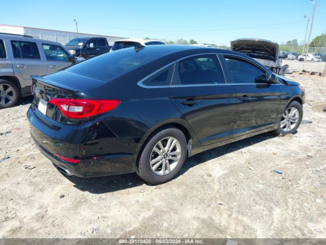 Photo 3 VIN: 5NPE24AF1HH470952 - HYUNDAI SONATA 