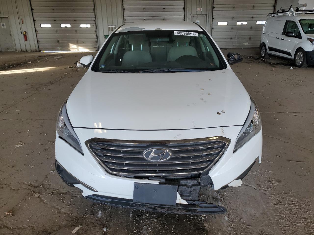 Photo 4 VIN: 5NPE24AF1HH491526 - HYUNDAI SONATA SE 