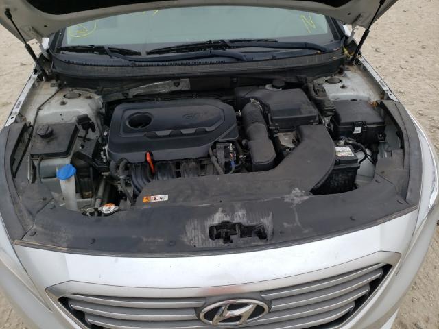 Photo 6 VIN: 5NPE24AF1HH493244 - HYUNDAI SONATA SE 