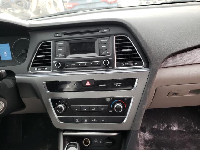 Photo 8 VIN: 5NPE24AF1HH493244 - HYUNDAI SONATA SE 