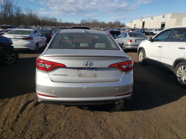 Photo 5 VIN: 5NPE24AF1HH494295 - HYUNDAI SONATA SE 