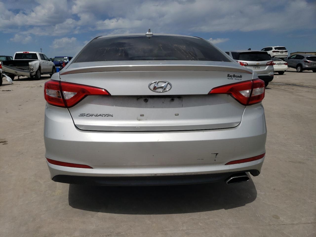 Photo 5 VIN: 5NPE24AF1HH500614 - HYUNDAI SONATA 