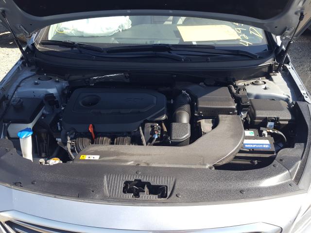 Photo 6 VIN: 5NPE24AF1HH502055 - HYUNDAI SONATA SE 