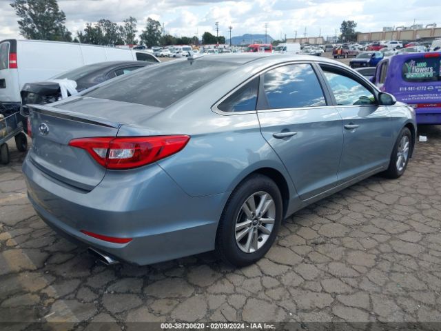 Photo 3 VIN: 5NPE24AF1HH503870 - HYUNDAI SONATA 