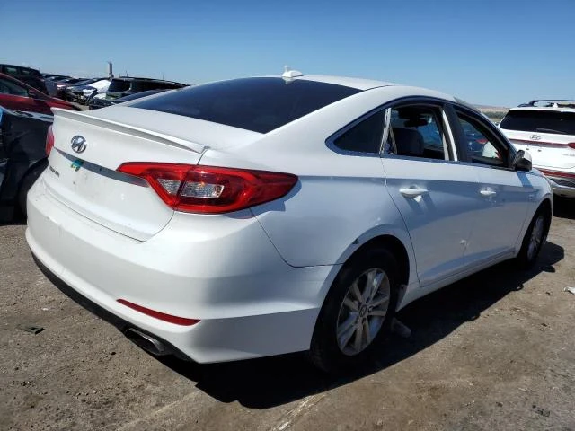 Photo 2 VIN: 5NPE24AF1HH507403 - HYUNDAI SONATA SE 