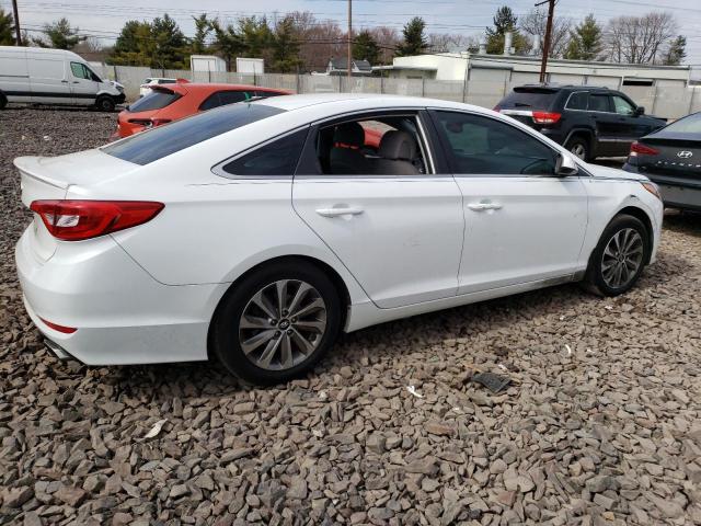 Photo 2 VIN: 5NPE24AF1HH509443 - HYUNDAI SONATA SE 