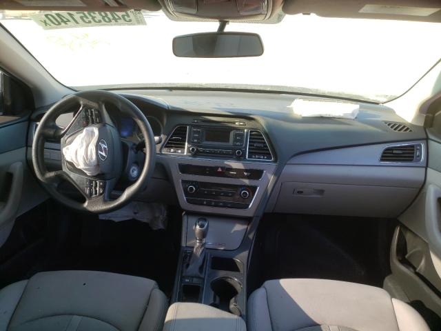 Photo 8 VIN: 5NPE24AF1HH527506 - HYUNDAI SONATA SE 