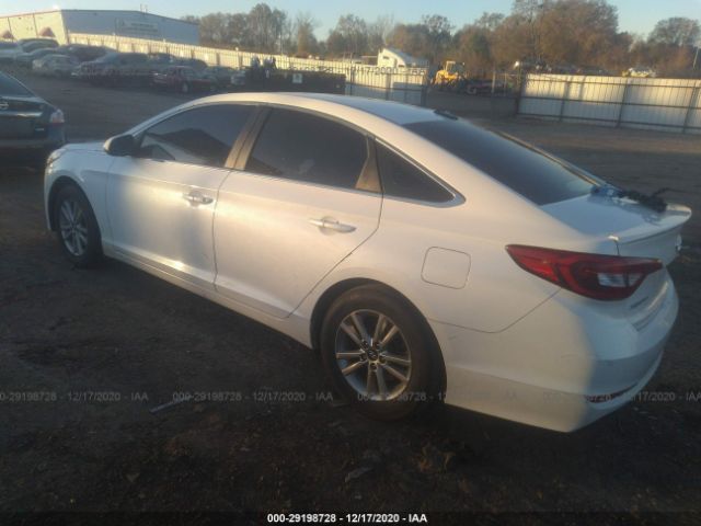 Photo 2 VIN: 5NPE24AF1HH530468 - HYUNDAI SONATA 