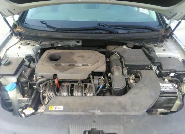 Photo 9 VIN: 5NPE24AF1HH532348 - HYUNDAI SONATA 