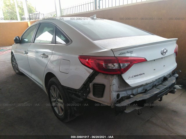 Photo 2 VIN: 5NPE24AF1HH541101 - HYUNDAI SONATA 