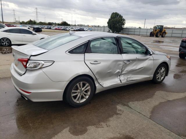 Photo 2 VIN: 5NPE24AF1HH572171 - HYUNDAI SONATA SE 