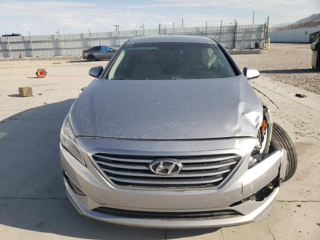 Photo 4 VIN: 5NPE24AF1HH574986 - HYUNDAI SONATA 