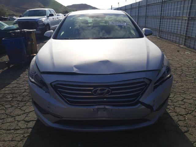 Photo 4 VIN: 5NPE24AF1HH579430 - HYUNDAI SONATA SE 