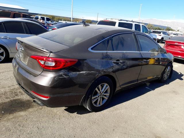 Photo 2 VIN: 5NPE24AF1HH582439 - HYUNDAI SONATA SE 