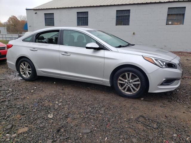 Photo 3 VIN: 5NPE24AF1HH584238 - HYUNDAI SONATA 