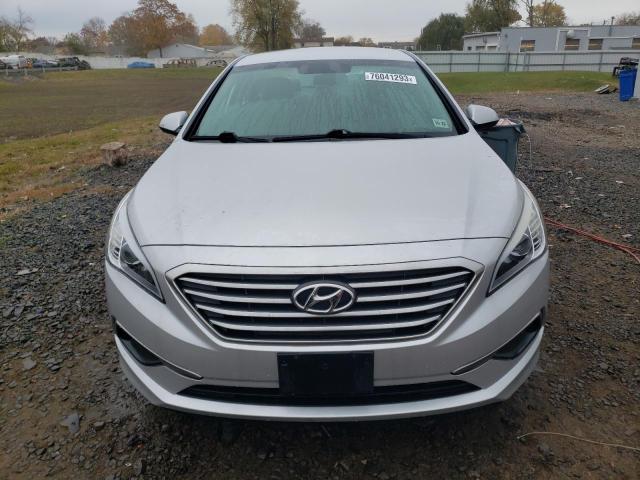 Photo 4 VIN: 5NPE24AF1HH584238 - HYUNDAI SONATA 