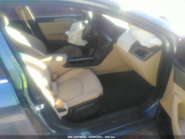 Photo 4 VIN: 5NPE24AF1HH594946 - HYUNDAI SONATA 