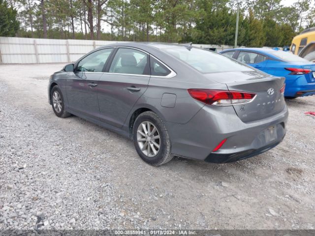 Photo 2 VIN: 5NPE24AF1JH626056 - HYUNDAI SONATA 