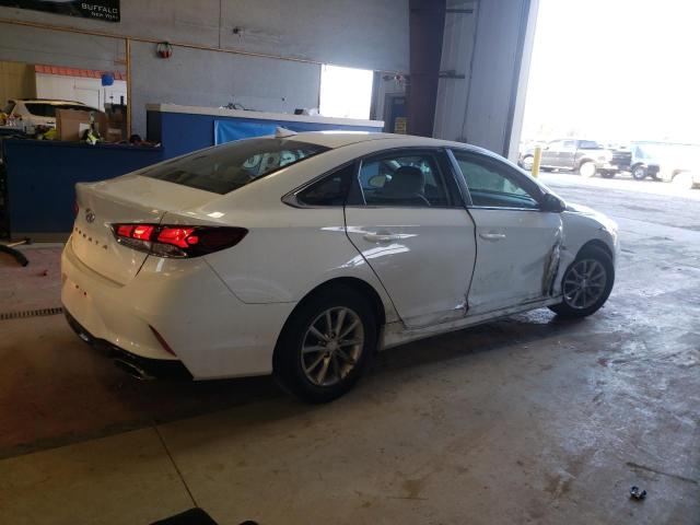 Photo 2 VIN: 5NPE24AF1JH637526 - HYUNDAI SONATA SE 