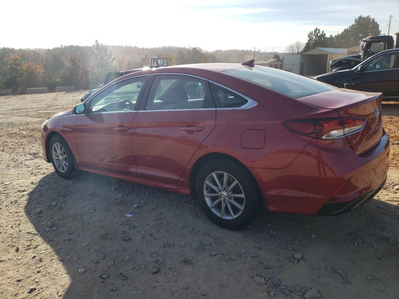 Photo 1 VIN: 5NPE24AF1JH652253 - HYUNDAI SONATA 