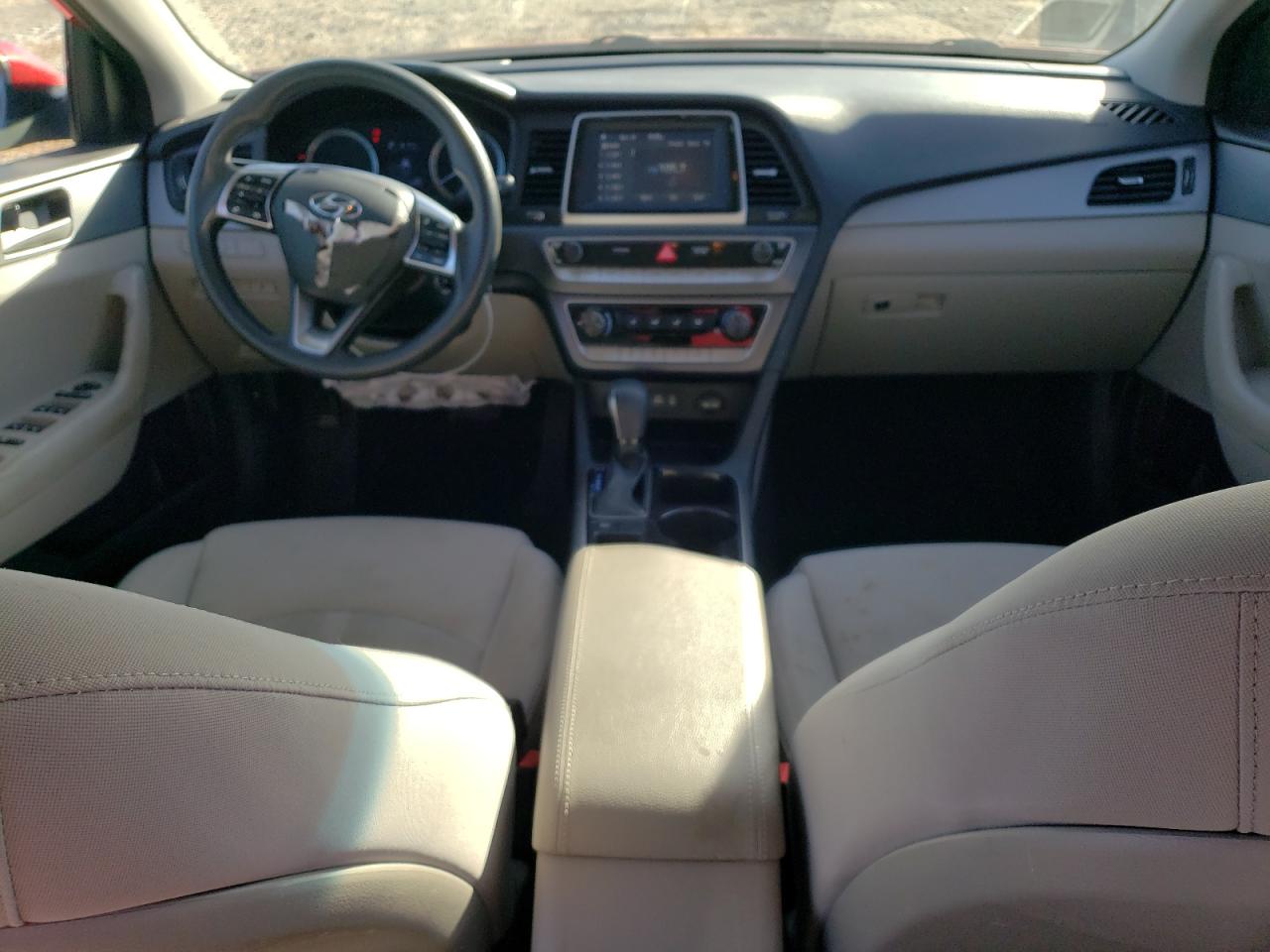 Photo 7 VIN: 5NPE24AF1JH652253 - HYUNDAI SONATA 