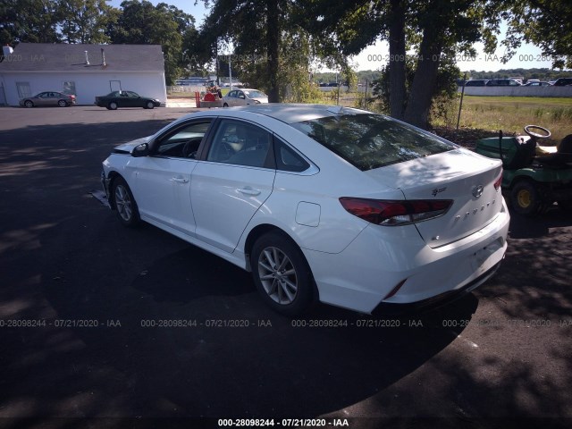 Photo 2 VIN: 5NPE24AF1JH652303 - HYUNDAI SONATA 