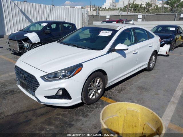 Photo 1 VIN: 5NPE24AF1JH654097 - HYUNDAI SONATA 