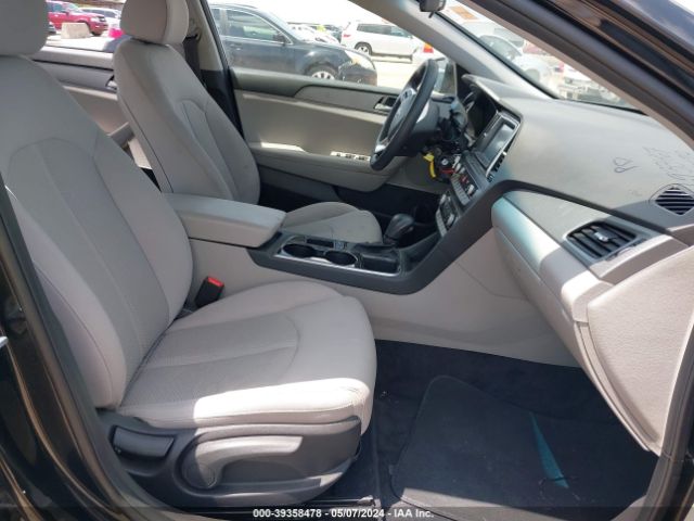 Photo 4 VIN: 5NPE24AF1JH655590 - HYUNDAI SONATA 