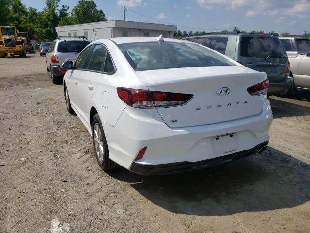 Photo 2 VIN: 5NPE24AF1JH668355 - HYUNDAI SONATA SE 