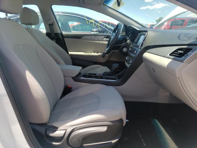 Photo 4 VIN: 5NPE24AF1JH668355 - HYUNDAI SONATA SE 