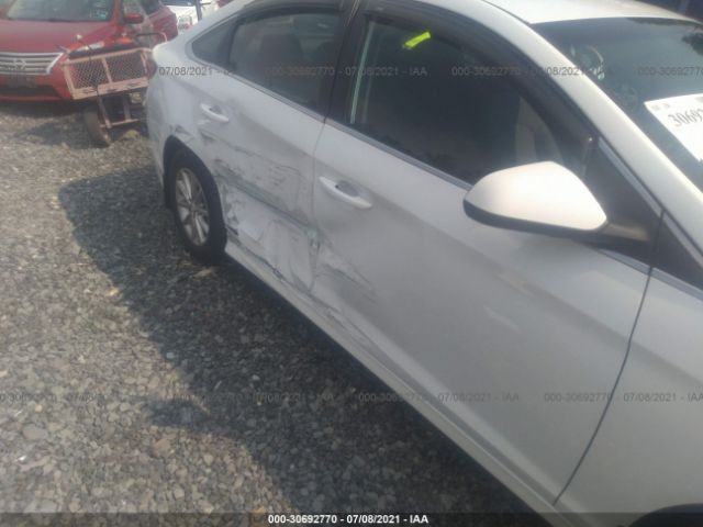 Photo 5 VIN: 5NPE24AF1JH682448 - HYUNDAI SONATA 