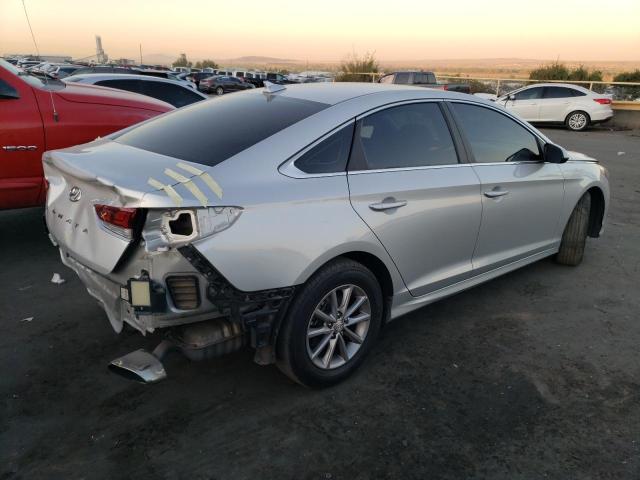 Photo 2 VIN: 5NPE24AF1JH684653 - HYUNDAI SONATA SE 