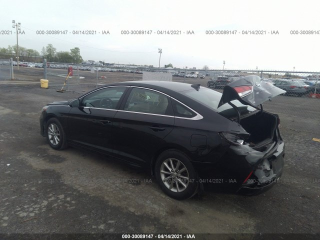 Photo 2 VIN: 5NPE24AF1JH690775 - HYUNDAI SONATA 