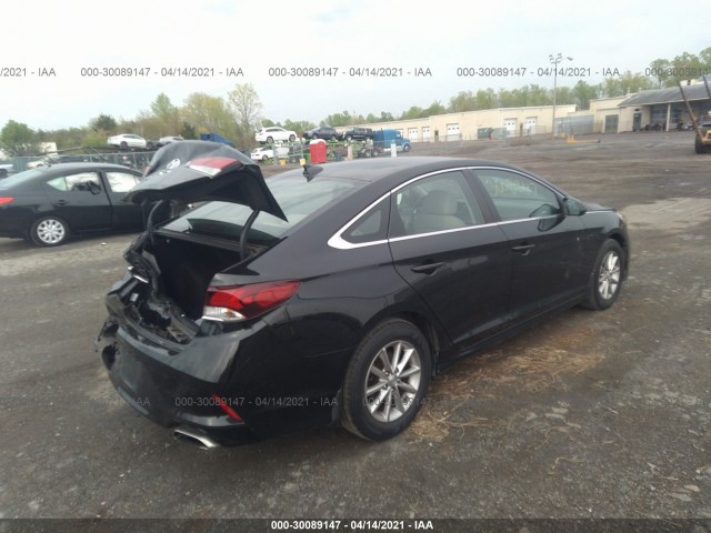 Photo 3 VIN: 5NPE24AF1JH690775 - HYUNDAI SONATA 