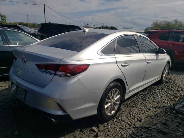 Photo 3 VIN: 5NPE24AF1JH693532 - HYUNDAI SONATA SE 