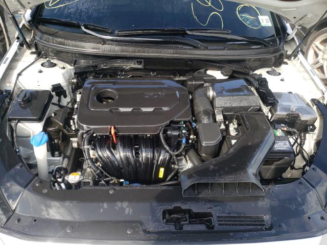 Photo 6 VIN: 5NPE24AF1JH693532 - HYUNDAI SONATA SE 