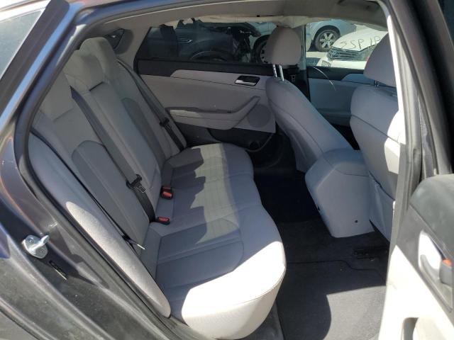 Photo 5 VIN: 5NPE24AF1JH699217 - HYUNDAI SONATA SE 