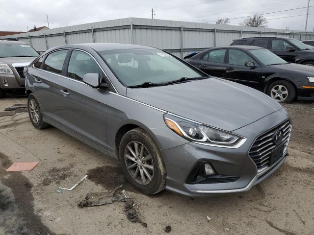 Photo 3 VIN: 5NPE24AF1JH715609 - HYUNDAI SONATA SE 